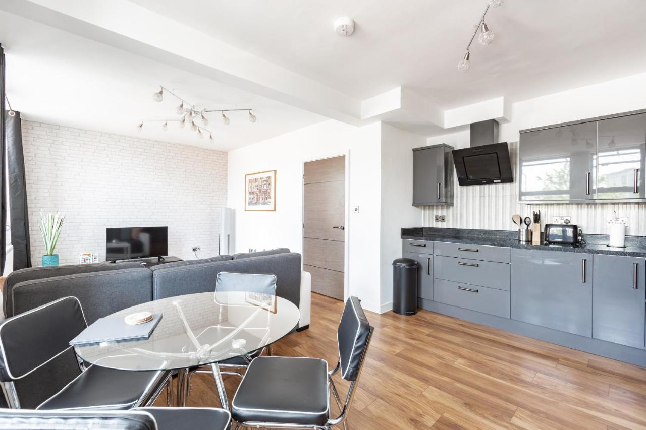 Manhattan Heights Apartamento Maidstone Exterior foto