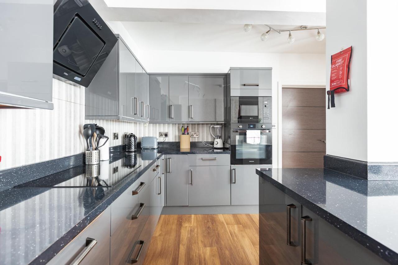 Manhattan Heights Apartamento Maidstone Exterior foto